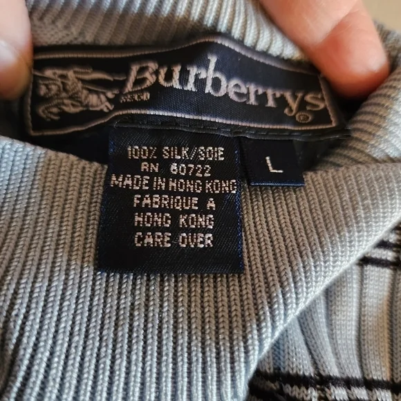 Vintage Burberrys Silk Blue Striped Sleeveless Ribbed Knit Women's Top S… - Picture 3 of 16